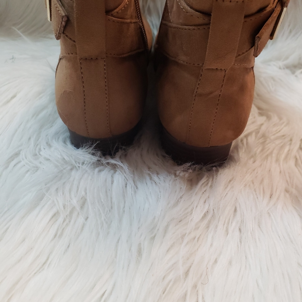 Booties - Picture 7 of 10